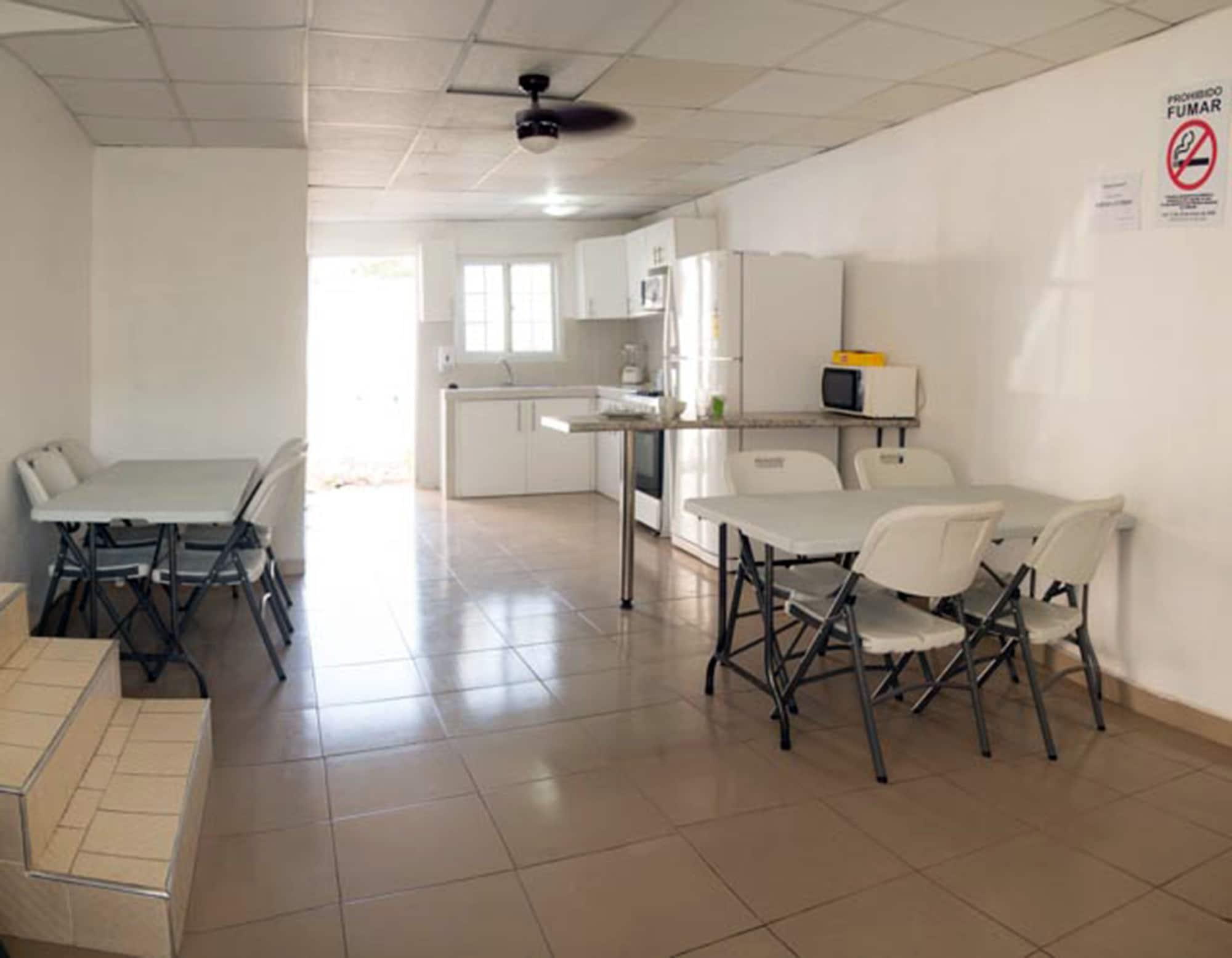 Hostal Gemar Panama City Exterior photo