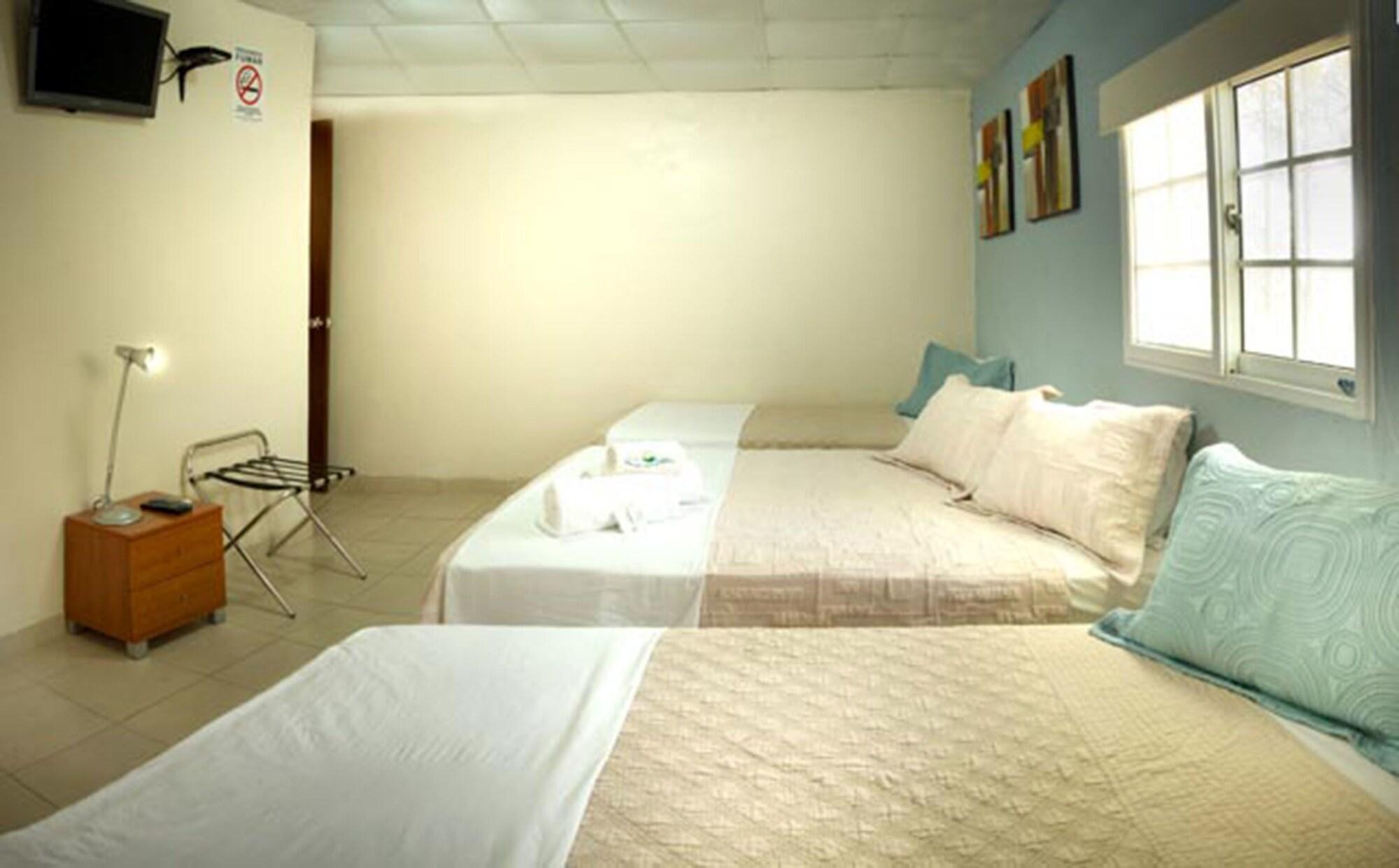 Hostal Gemar Panama City Exterior photo