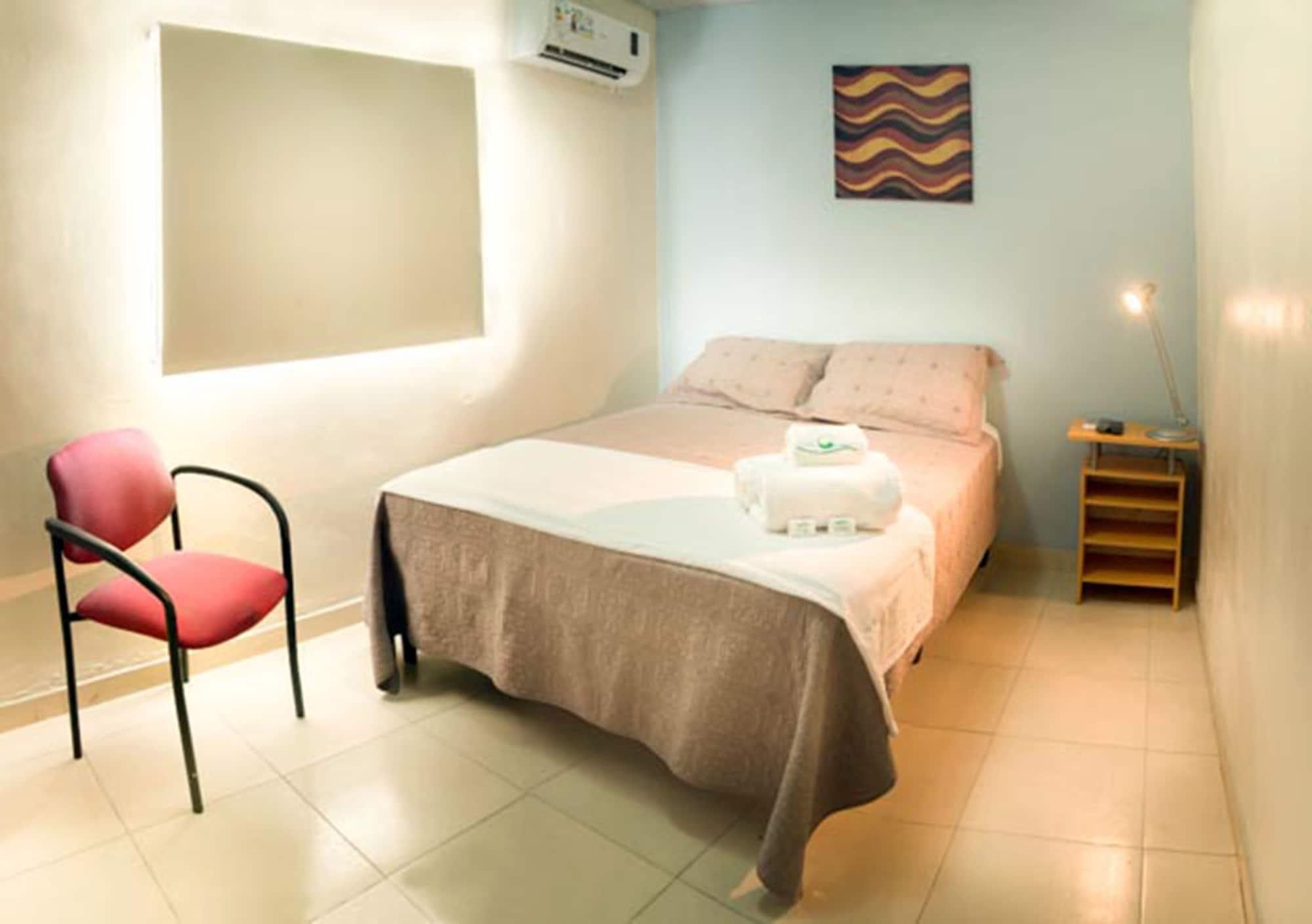 Hostal Gemar Panama City Exterior photo
