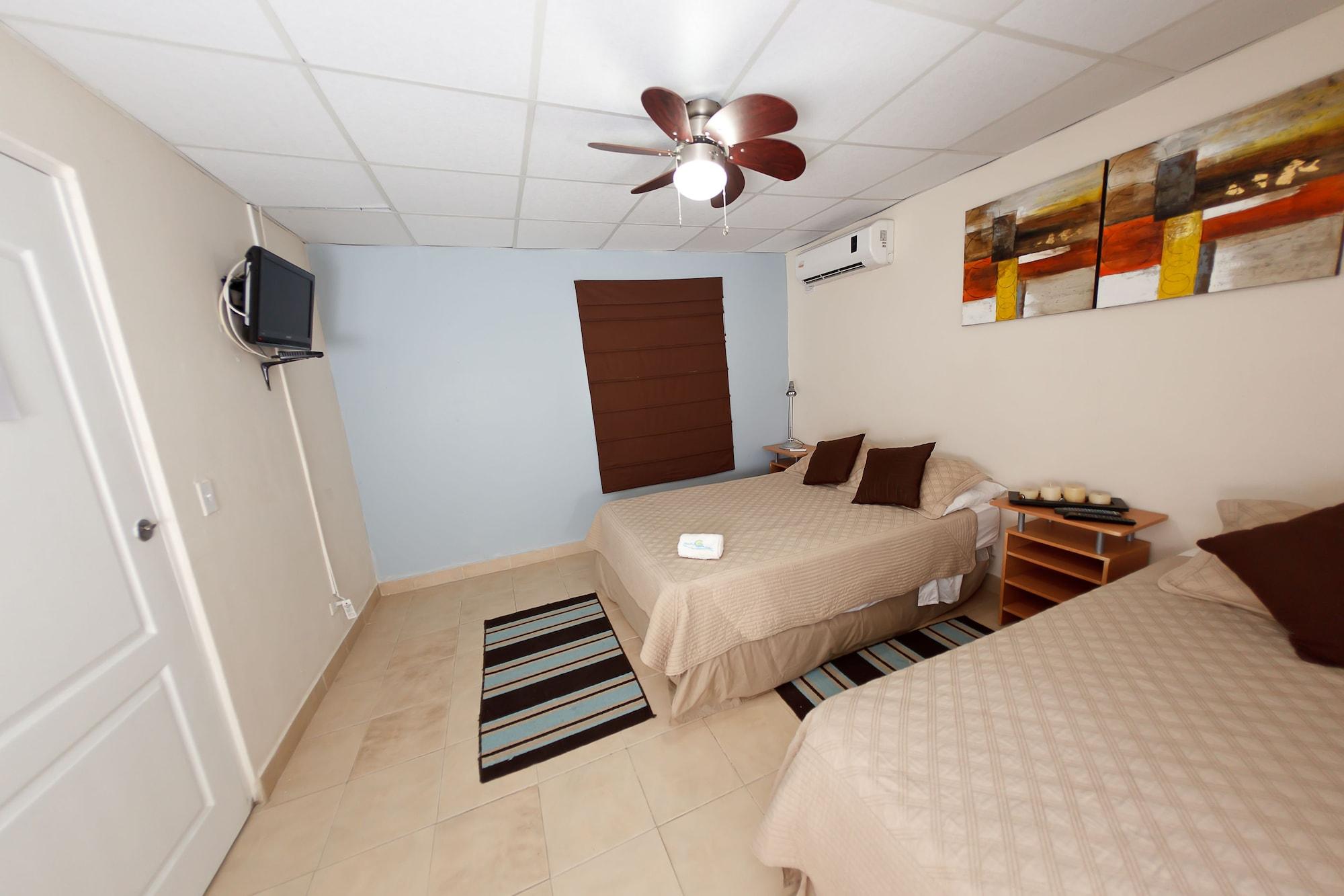 Hostal Gemar Panama City Exterior photo